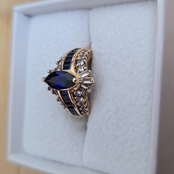 FINE JEWELRY GORGEOUS! 14K GOLD OVER SILVER BLUE AND WHITE SAPPHIRE RING SIZE 6 - Picture 11 of 13